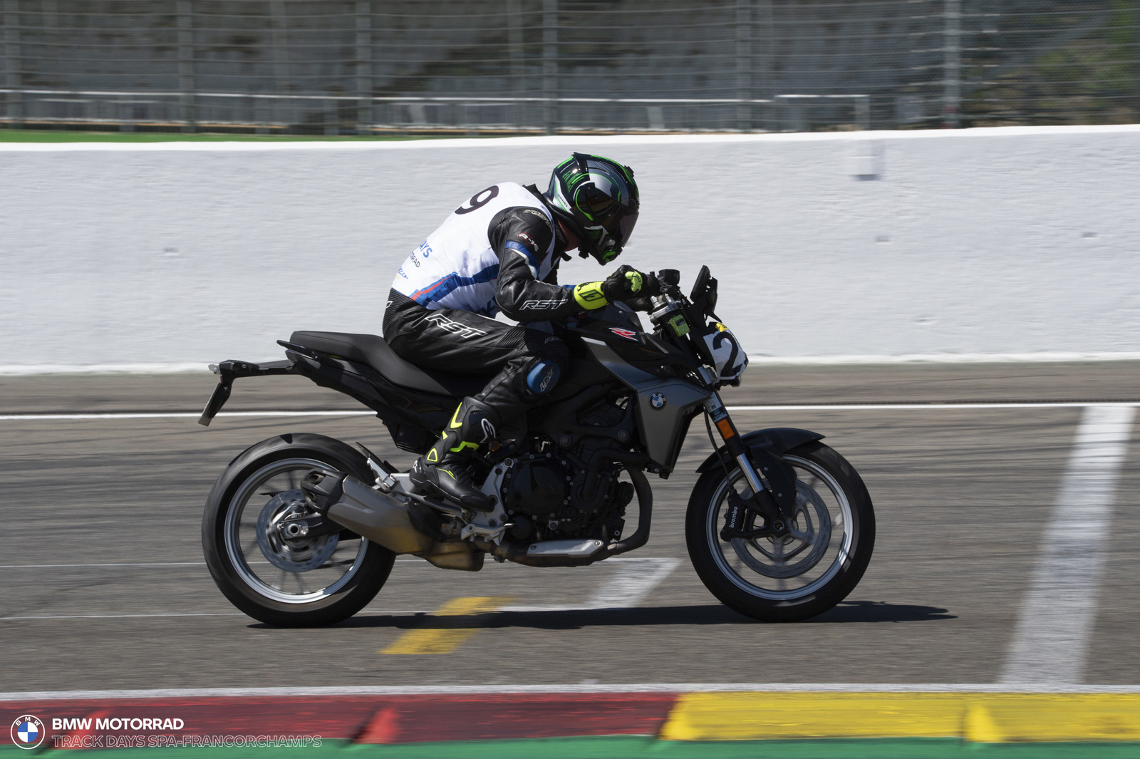 BMW Motorrad Track Days
