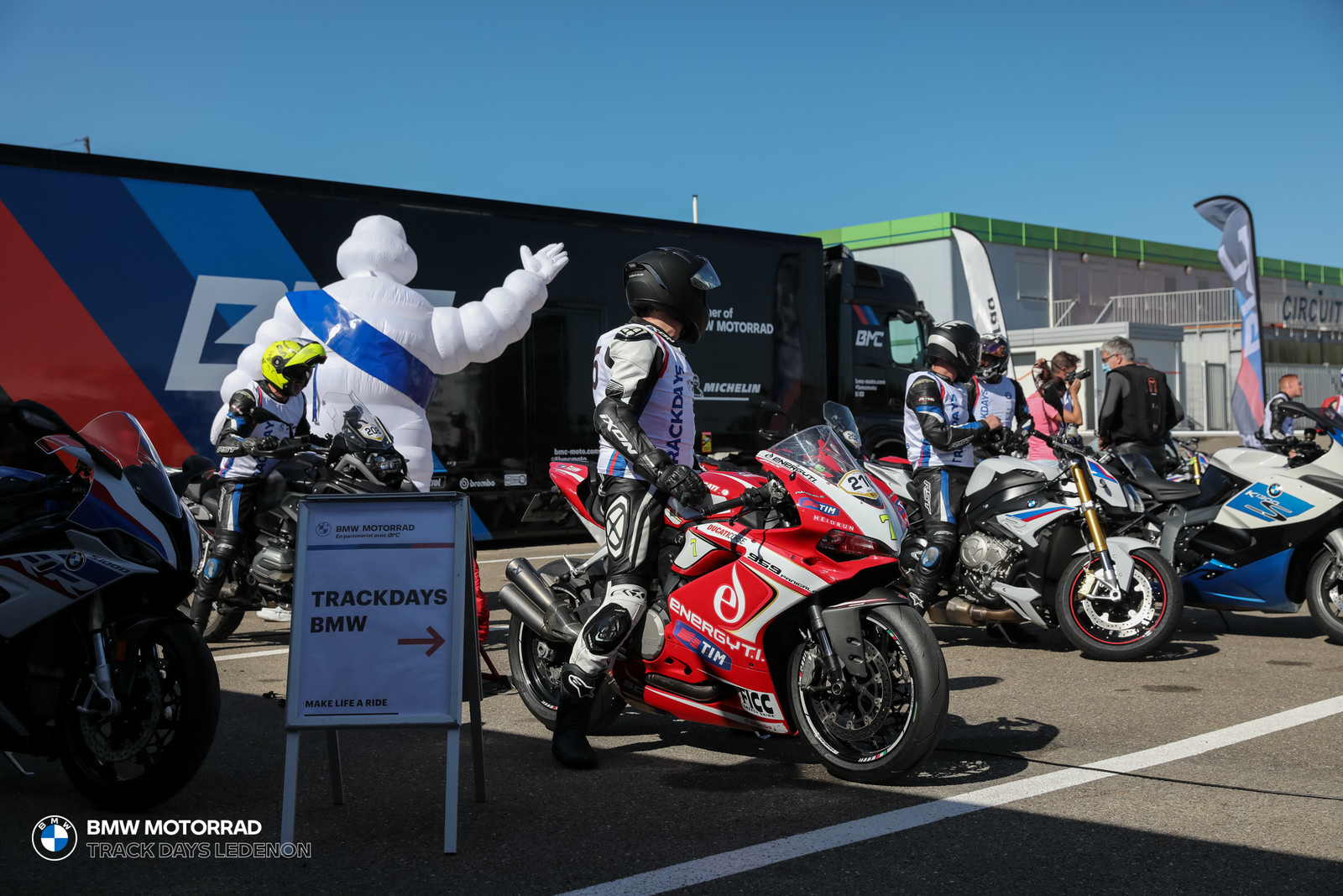 BMW Motorrad Track Days