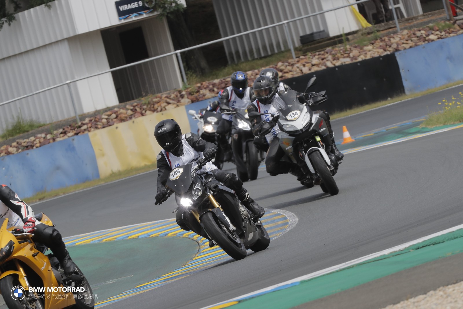 BMW Motorrad Track Days