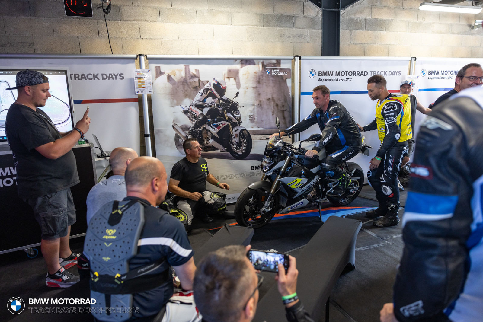 BMW Motorrad Track Days