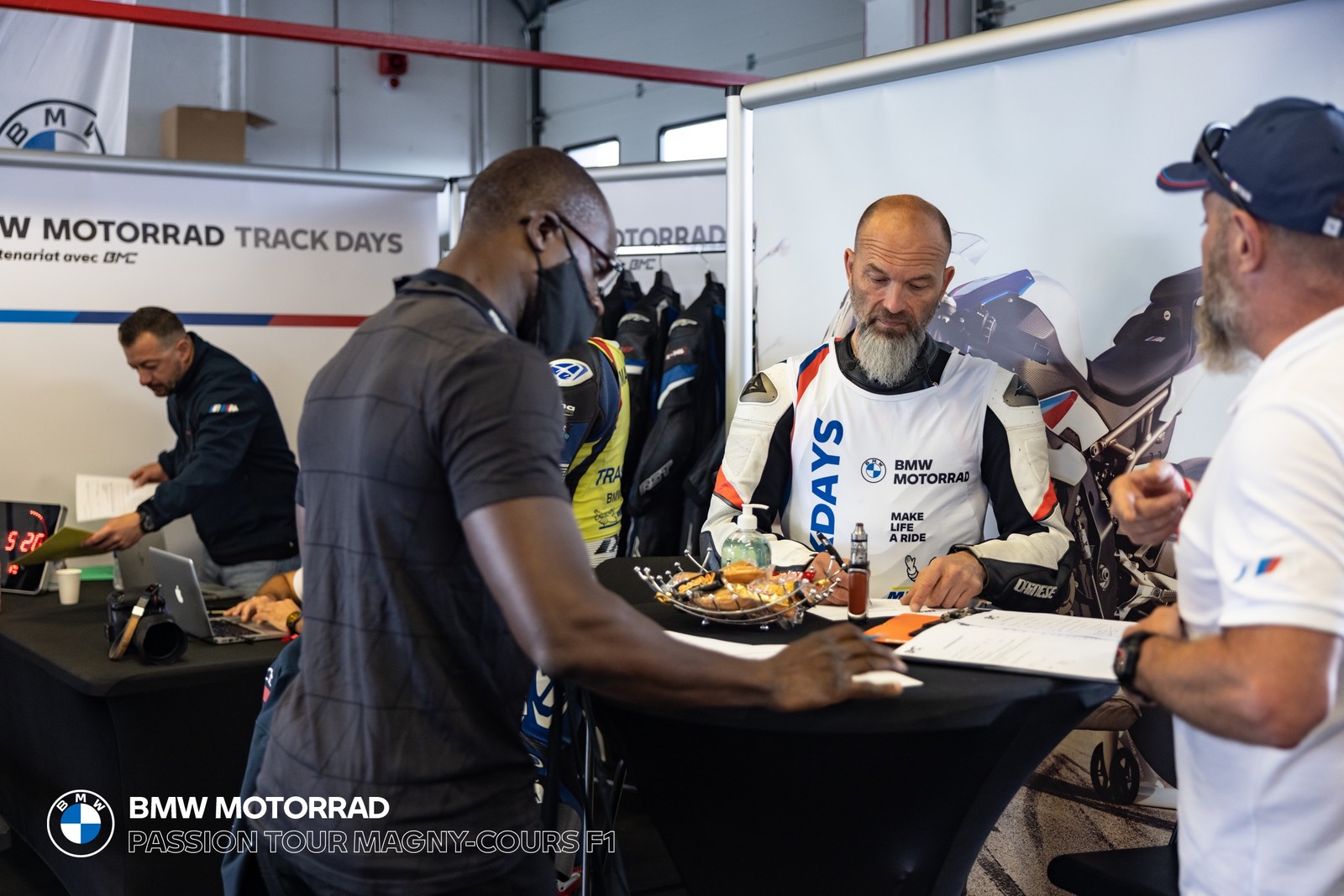 BMW Motorrad Track Days
