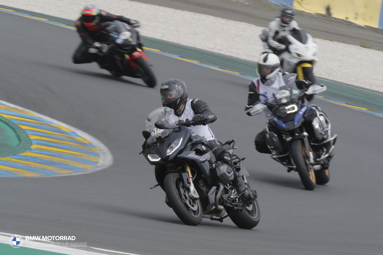BMW Motorrad Track Days