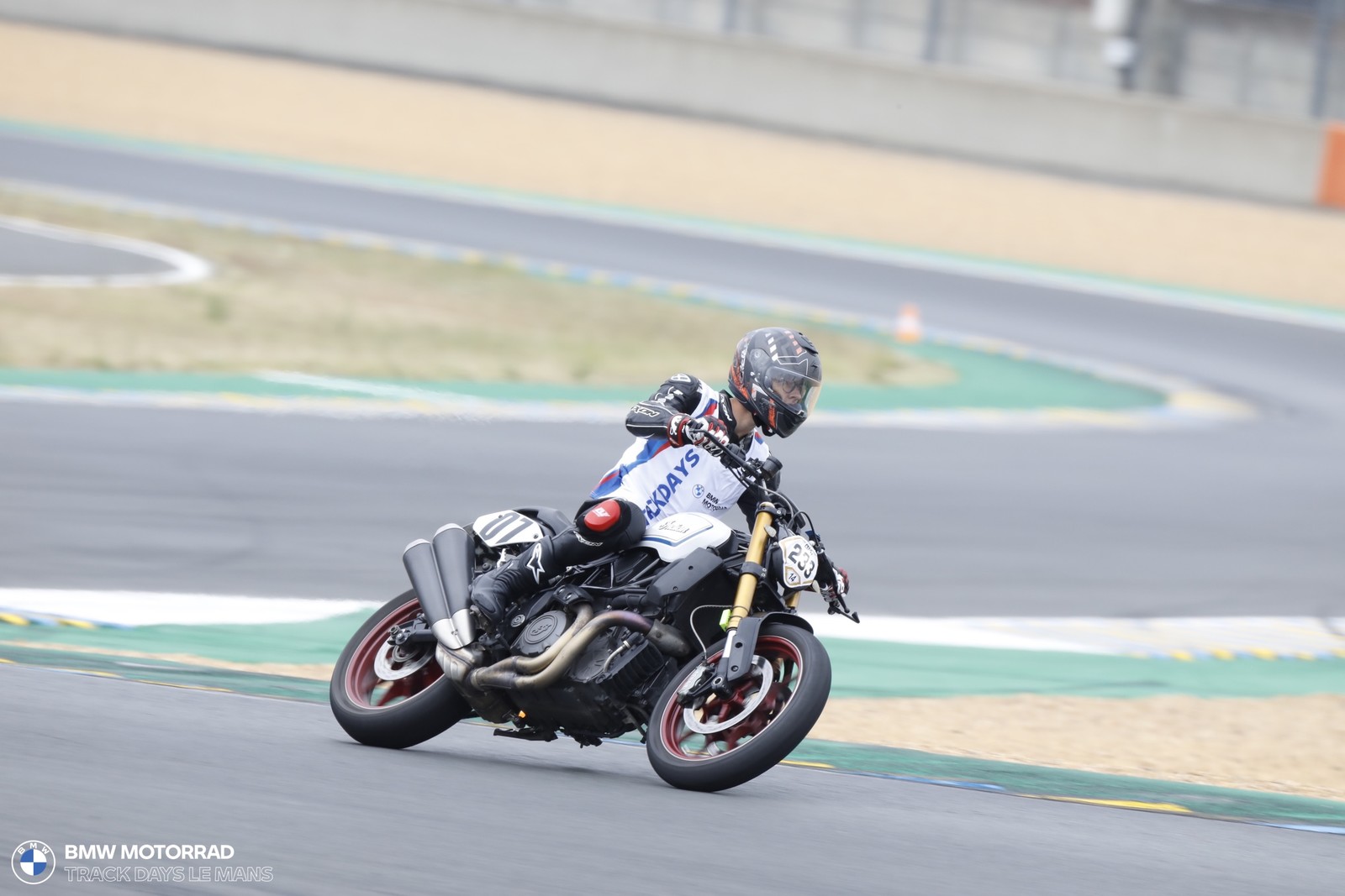 BMW Motorrad Track Days