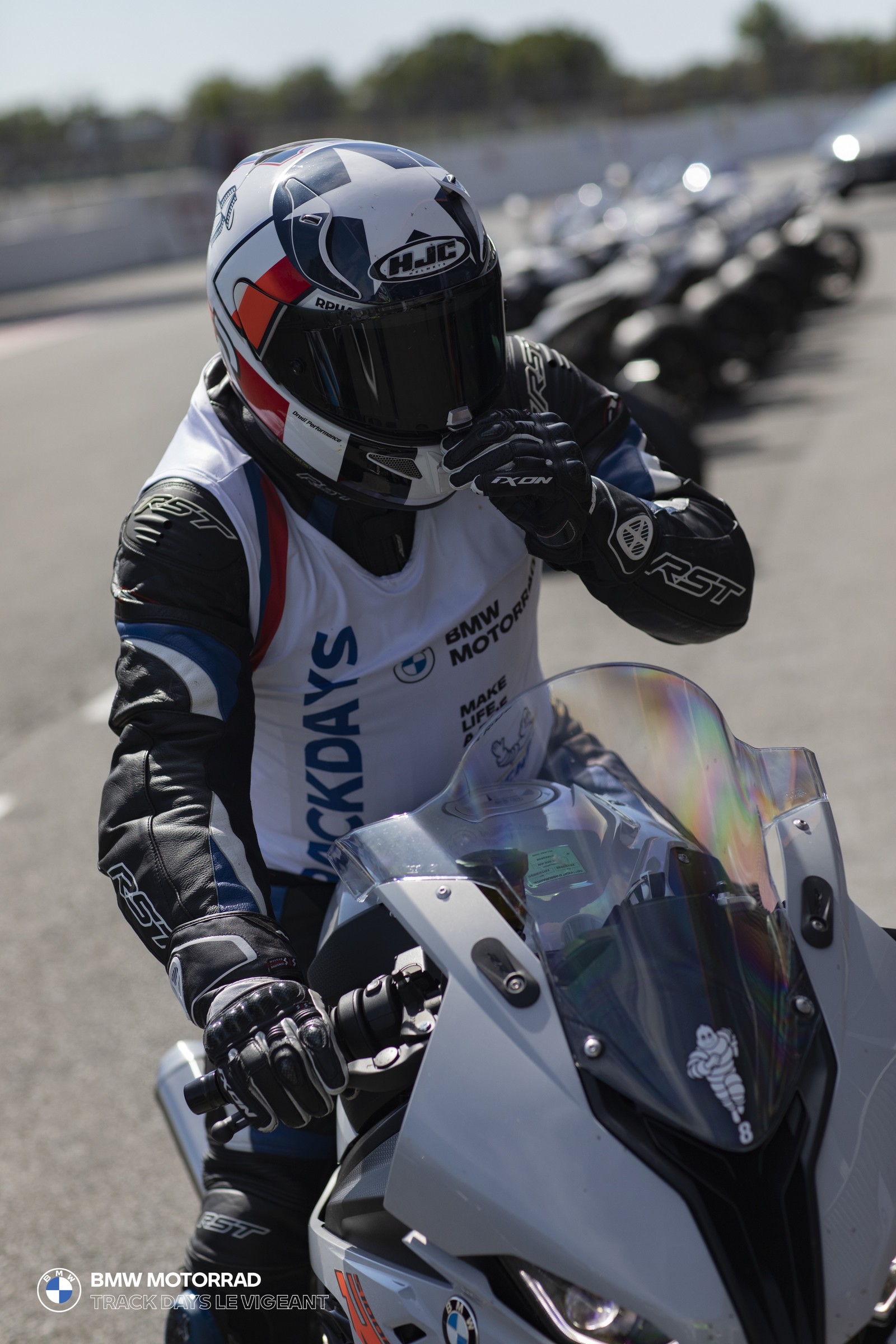 BMW Motorrad Track Days