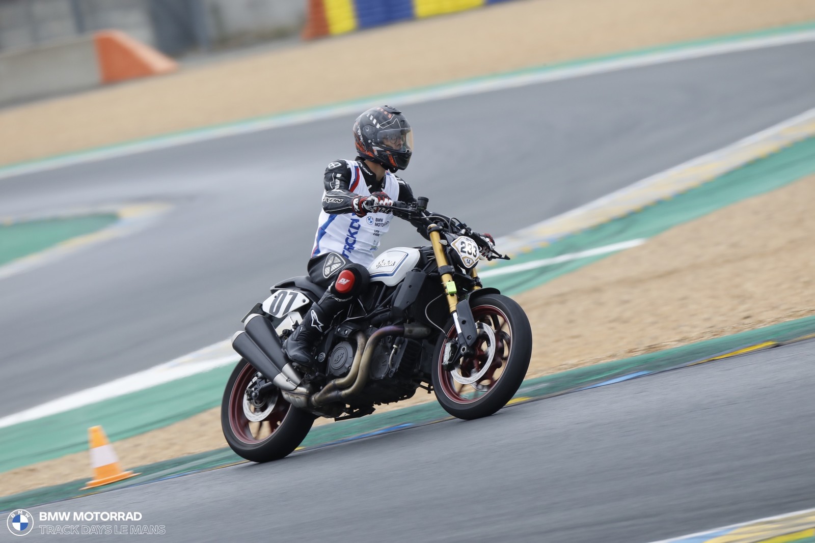 BMW Motorrad Track Days