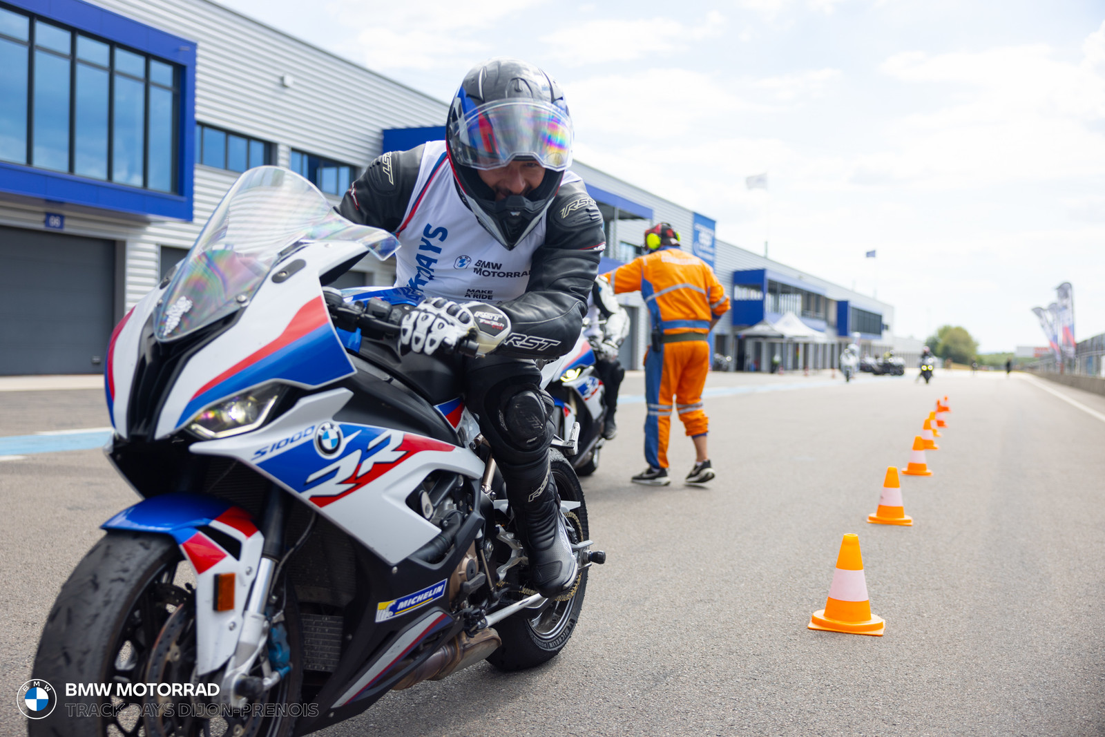 BMW Motorrad Track Days