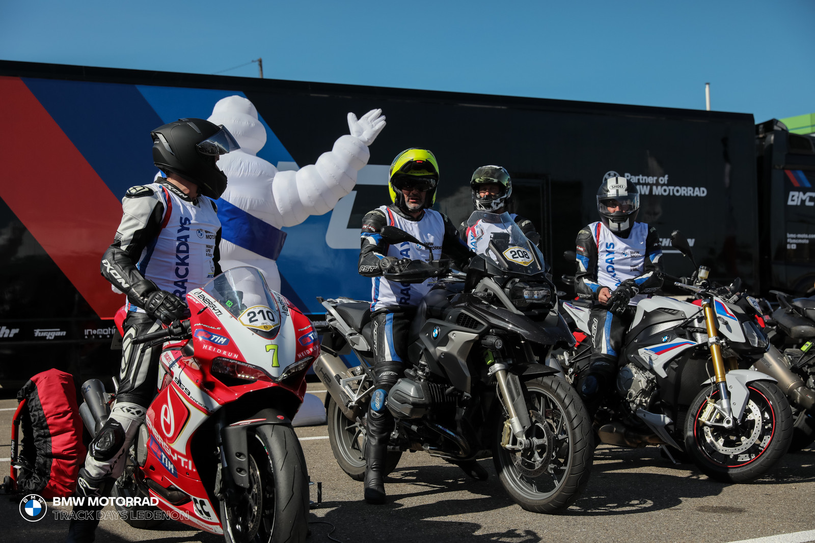 BMW Motorrad Track Days